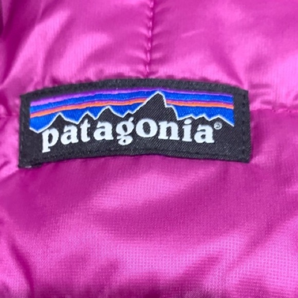 New W’s Patagonia nano puff parka size S Amaranth with tags ⭐️⭐️⭐️⭐️ - Picture 17 of 17